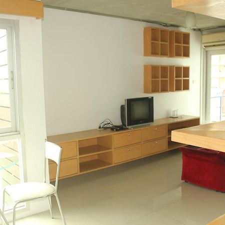 Bansabai Sabaidee Service Apartment Bangkok Luaran gambar